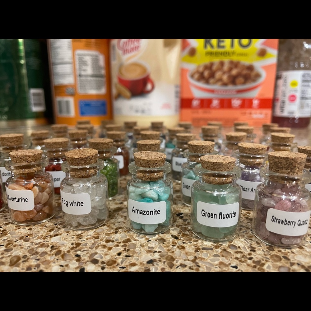 36 PCS different multiple gemstones bottles crystals